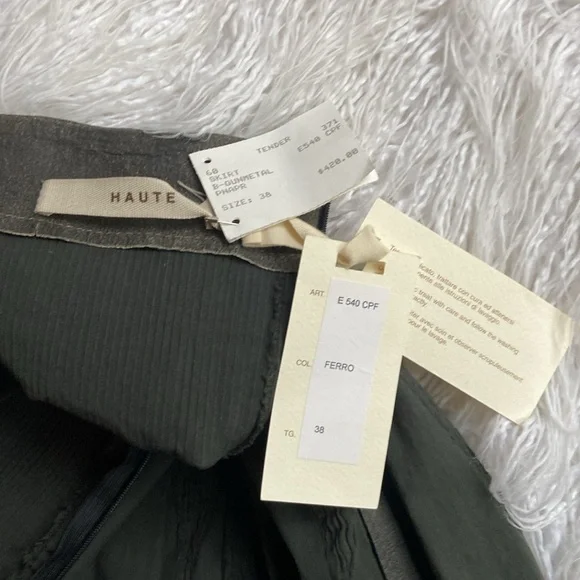 Haute - Rare Genuine Italian leather skirt 2/4 - Picture 6 of 16